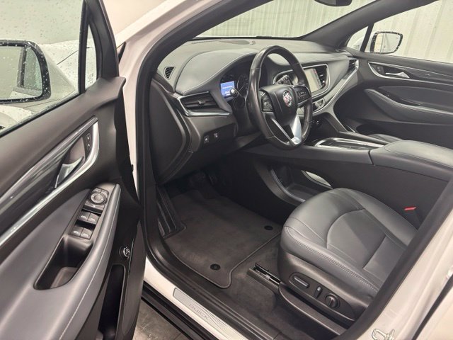 Used 2024 Buick Enclave Essence w/ Sport Touring Edition AWD/4WD image 18