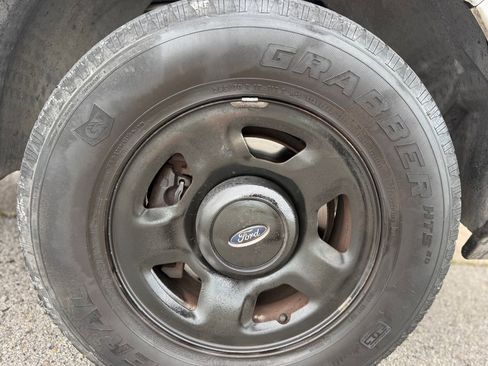 Used 2004 Ford Expedition XLT RWD image 22