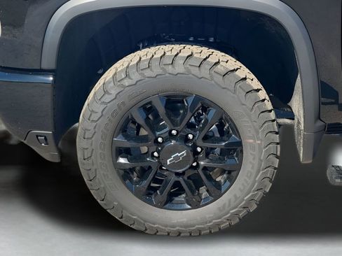 New 2026 Chevrolet Silverado 2500 LTZ w/ LTZ Plus Package image 17