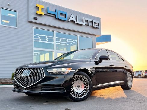 Used 2020 Genesis G90 3.3T Premium RWD image 1