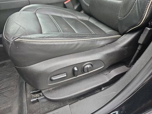 Used 2017 GMC Acadia Denali w/ Technology Package image 17