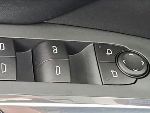 Used 2026 Chevrolet Traverse Z71 AWD/4WD image 18