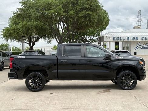 Used 2023 Chevrolet Silverado 1500 Custom Trail Boss image 3