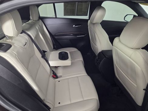 Used 2020 Cadillac XT4 Sport w/ Driver Assist Package FWD image 29