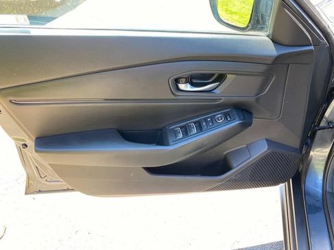 Used 2024 Honda Accord EX image 12