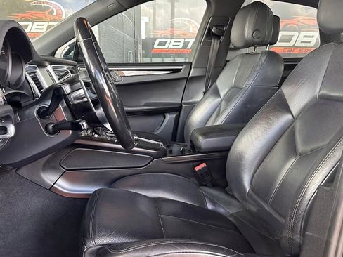 Used 2016 Porsche Macan S image 6