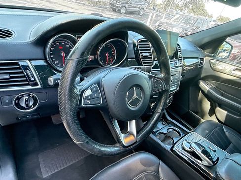 Used 2018 Mercedes-Benz GLS 450 GLS 450 w/ Premium Package image 12