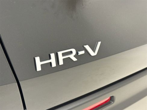 Certified 2026 Honda HR-V LX image 11