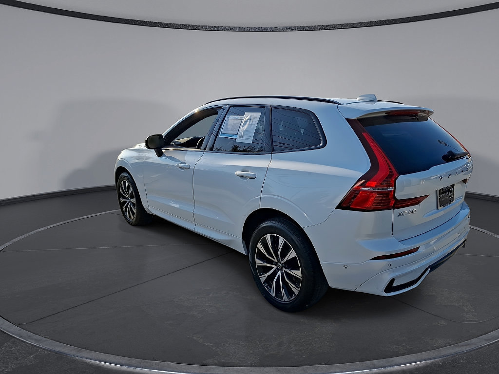 Certified 2024 Volvo XC60 B5 Plus w/ Protection Package AWD/4WD image 28