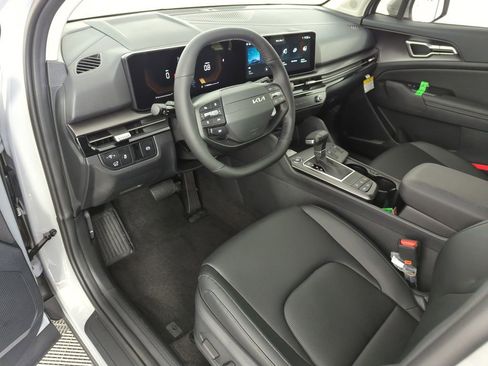 New 2026 Kia Sportage EX image 11