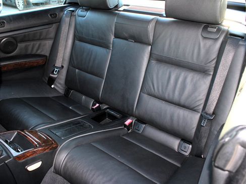 Used 2008 BMW 335i Convertible image 23