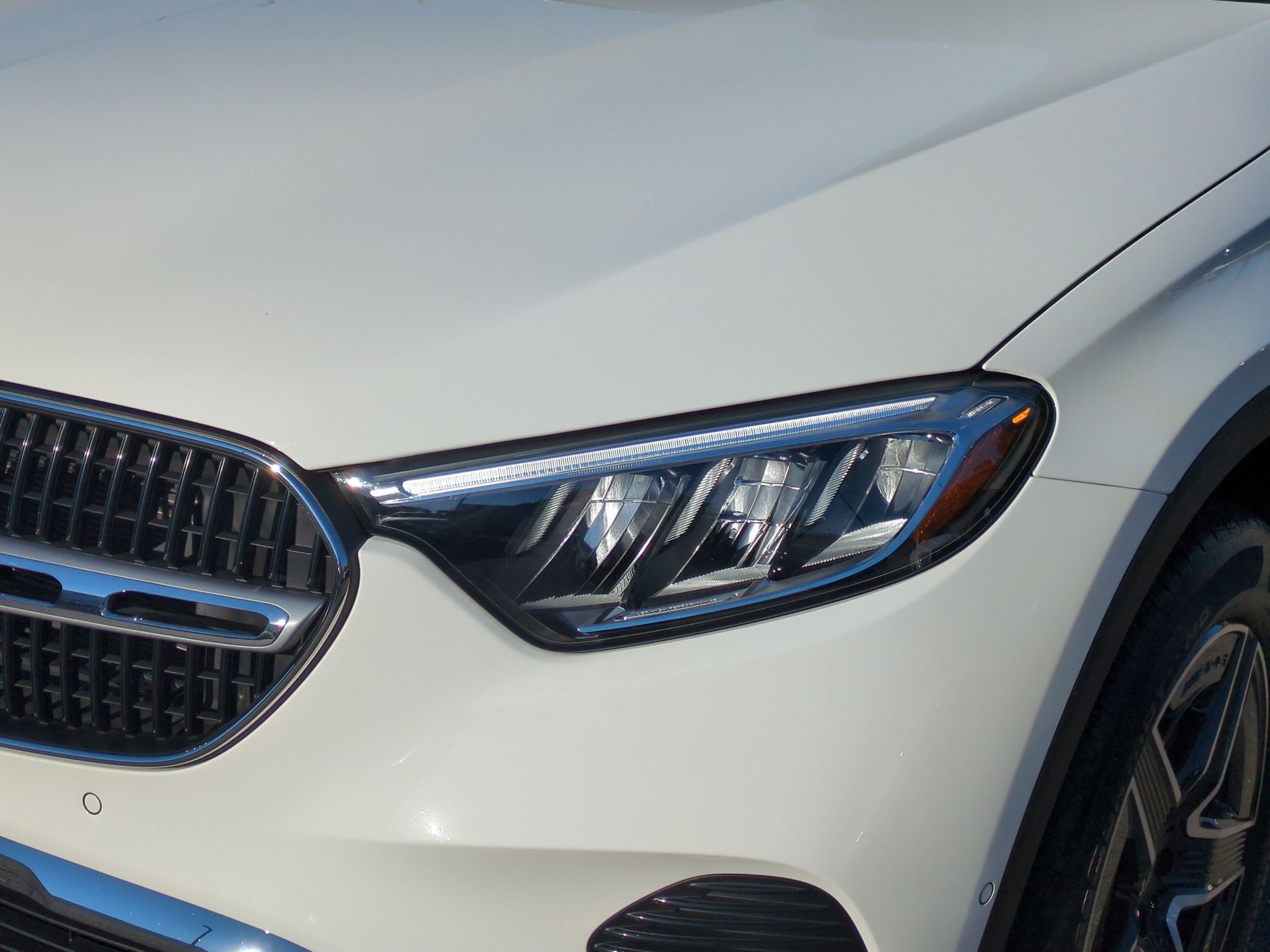 Certified 2026 Mercedes-Benz GLC 300 4MATIC image 9