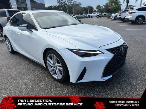 Used 2023 Lexus IS 300 w/ Comfort Package RWD image 6