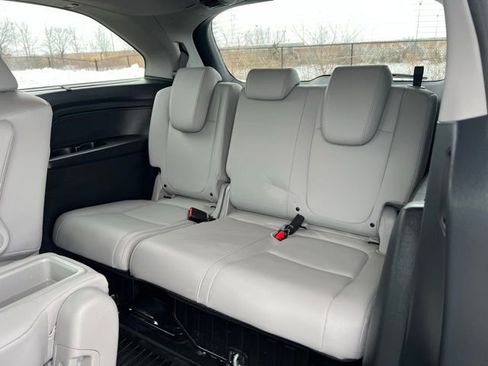 Used 2023 Honda Odyssey Touring image 29