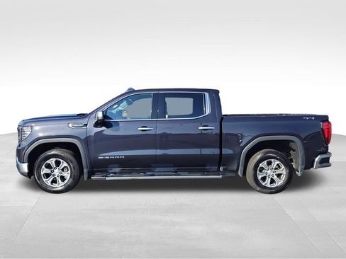 Used 2024 GMC Sierra 1500 SLT AWD/4WD image 2