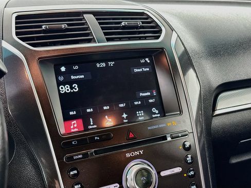 Used 2017 Ford Explorer Sport w/ Equipment Group 401A AWD/4WD image 16