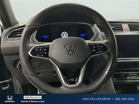 Used 2022 Volkswagen Tiguan SE R-Line FWD image 12