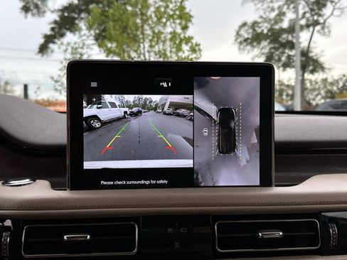 Used 2020 Lincoln Aviator Reserve w/ Equipment Group 202A image 22