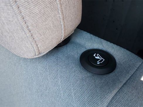 Used 2025 Hyundai Palisade SE image 17