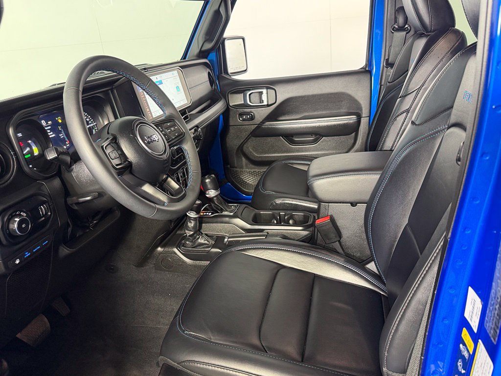 Used 2024 Jeep Wrangler Unlimited Rubicon 4xe AWD/4WD image 12