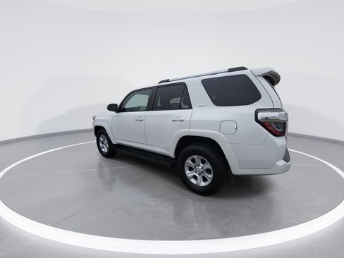 Used 2022 Toyota 4Runner SR5 Premium image 6