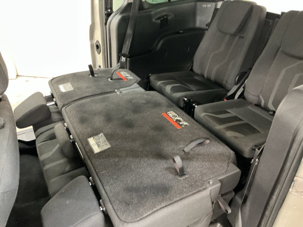 Used 2015 Ford Transit Connect XLT FWD image 32