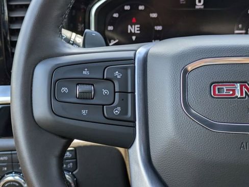 Used 2026 GMC Sierra 1500 SLT w/ SLT Premium Plus Package AWD/4WD image 29