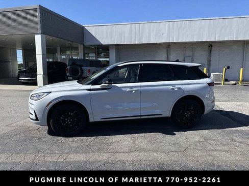 New 2026 Lincoln Corsair Reserve w/ Jet Appearance Package image 4