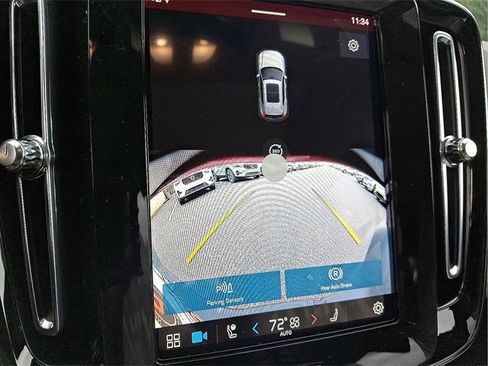 New 2025 Volvo XC40 B5 Ultra w/ Climate Package image 14