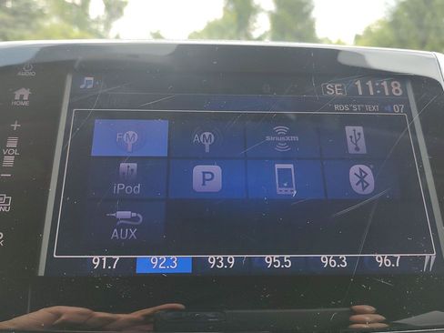 Used 2017 Honda Pilot EX-L image 10