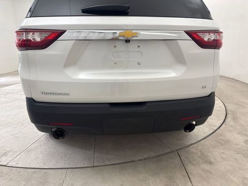Used 2020 Chevrolet Traverse LT FWD image 23