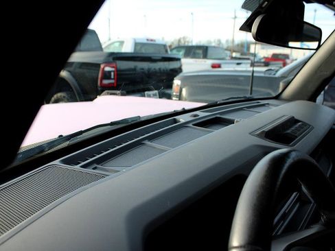 Used 2023 Ford Bronco Black Diamond image 26