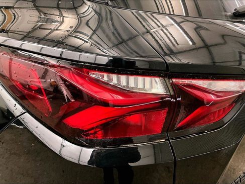 Used 2022 Chevrolet Blazer RS image 28