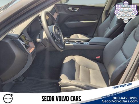 Used 2024 Volvo XC60 T8 Plus w/ Climate Package AWD/4WD image 14