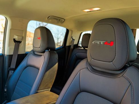 Used 2022 GMC Canyon AT4 image 22