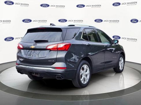 Used 2018 Chevrolet Equinox LT w/ Sun & Infotainment Package AWD/4WD image 5