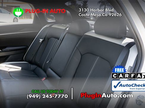 Used 2025 Kia K5 GT-Line w/ GT-Line Premium Package FWD image 11