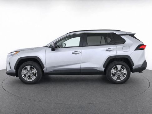 Used 2025 Toyota RAV4 LE AWD/4WD image 6