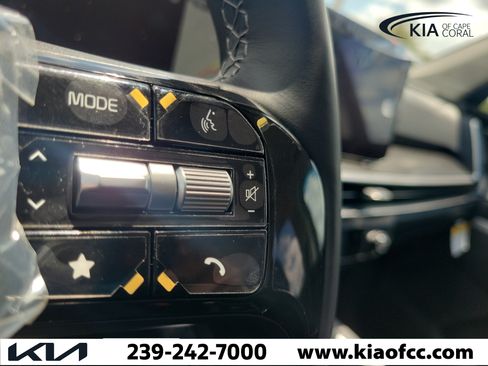 New 2026 Kia Sorento LX FWD image 31