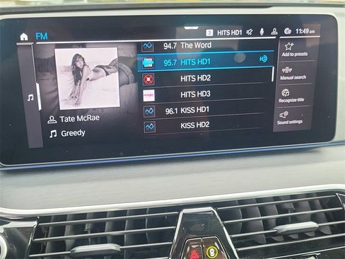 Used 2022 BMW 530e xDrive 530e iPerformance w/ Premium Package image 25