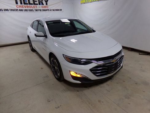 Used 2023 Chevrolet Malibu LT w/ Driver Confidence Package image 1