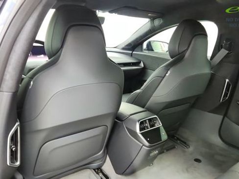 Used 2023 Lucid Air Pure AWD/4WD image 31
