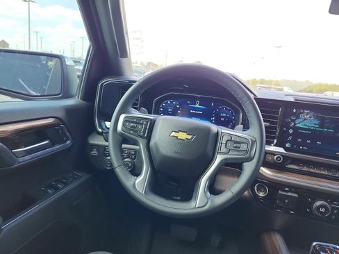 Certified 2024 Chevrolet Silverado 1500 LT image 14