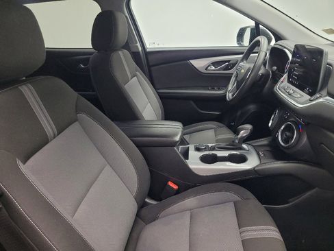Used 2024 Chevrolet Blazer LT w/ Convenience Package FWD image 21