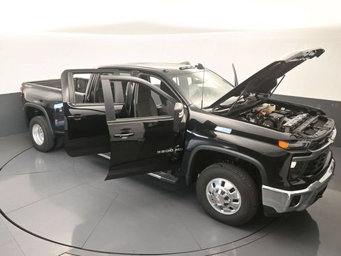 Used 2026 Chevrolet Silverado 3500 LT AWD/4WD image 70