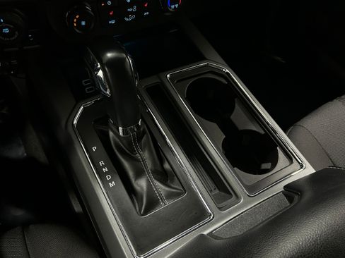 Used 2019 Ford F150 XLT w/ Equipment Group 302A Luxury image 6