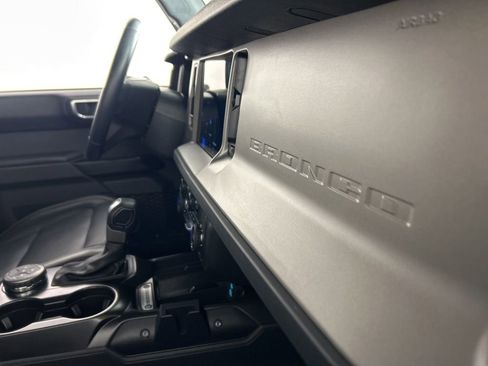 Used 2025 Ford Bronco Outer Banks AWD/4WD image 30