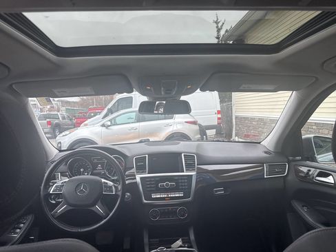 Used 2015 Mercedes-Benz ML 350 4MATIC image 21