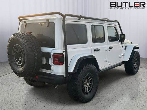 Used 2022 Jeep Wrangler Unlimited Rubicon w/ Xtreme Recon 35" Tire Package AWD/4WD image 6