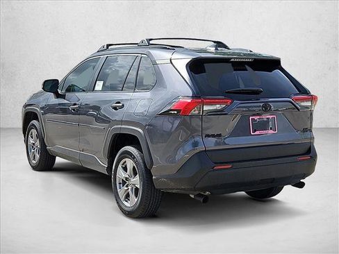 Used 2025 Toyota RAV4 XLE w/ Convenience Package image 8